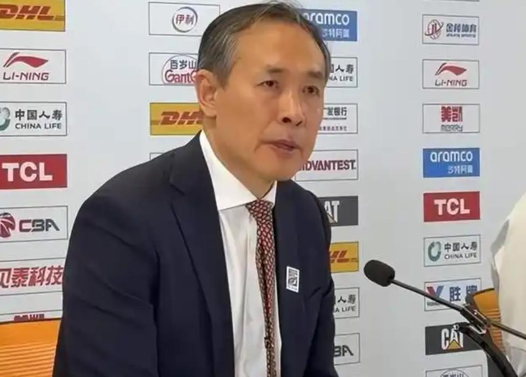 世界杯手机直播-CBA排行榜大变：北京掉出前5浙江挤进前4，广东冲第1，上海9连胜