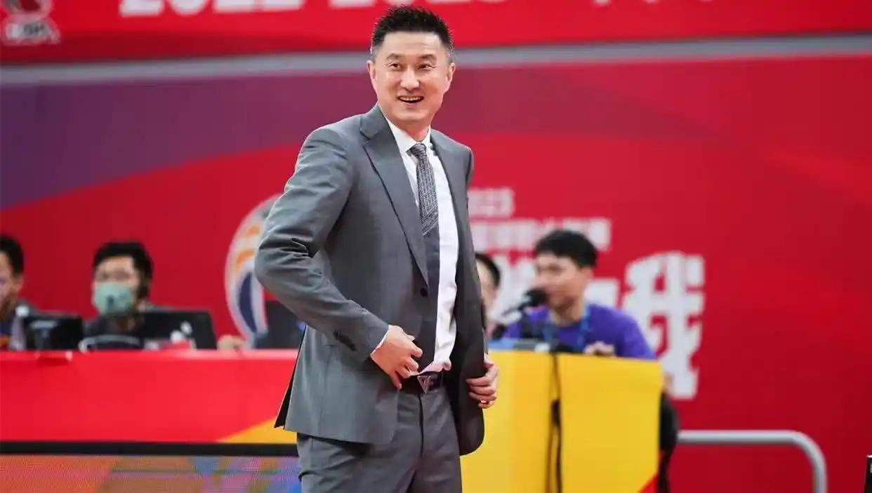 世界杯手机直播-CBA排行榜大变：北京掉出前5浙江挤进前4，广东冲第1，上海9连胜