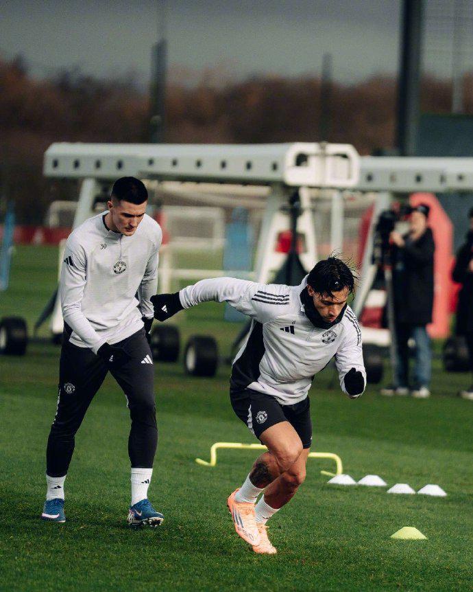 世界杯比赛回放-英超第25轮曼联VS热刺，红魔望破不胜魔咒，客队如何克服伤病困扰