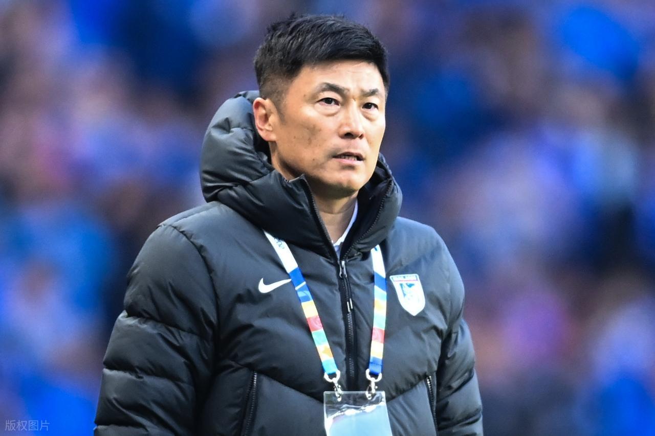 世界杯官方直播平台-中超第二轮最差阵容出炉！拉唐领衔，红黄牌扎堆，李金羽意外上榜